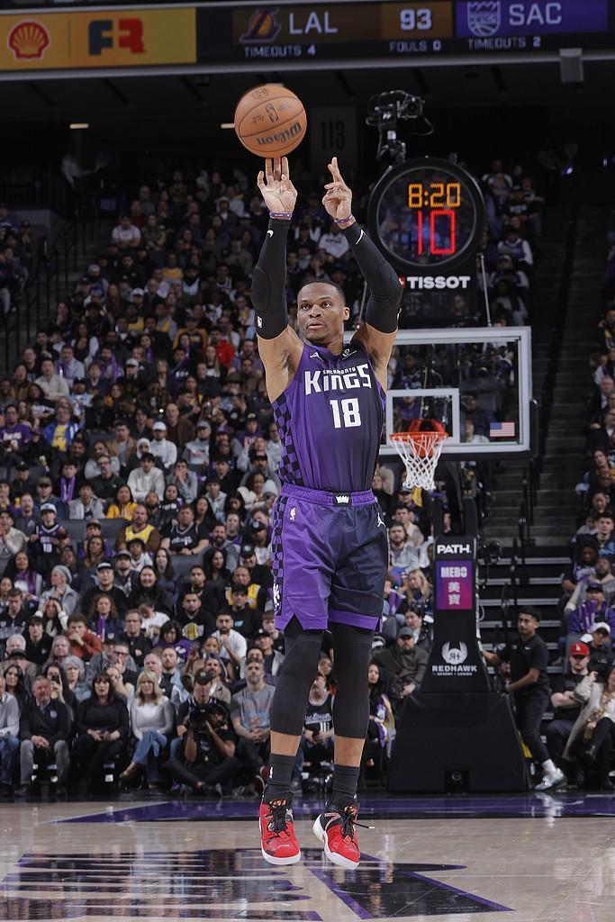 咪咕体育直播咪咕视频-今天不铁，威斯布鲁克全场16投8中&amp;amp;三分8中4，拿下22分7助攻